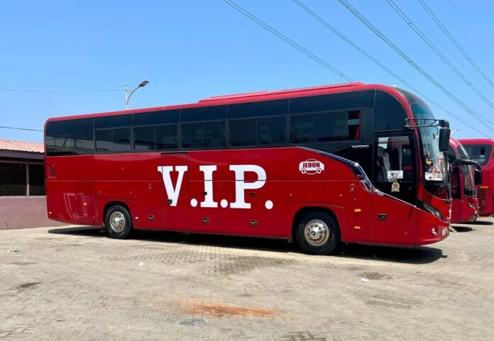 Bus from Accra to Kumasi